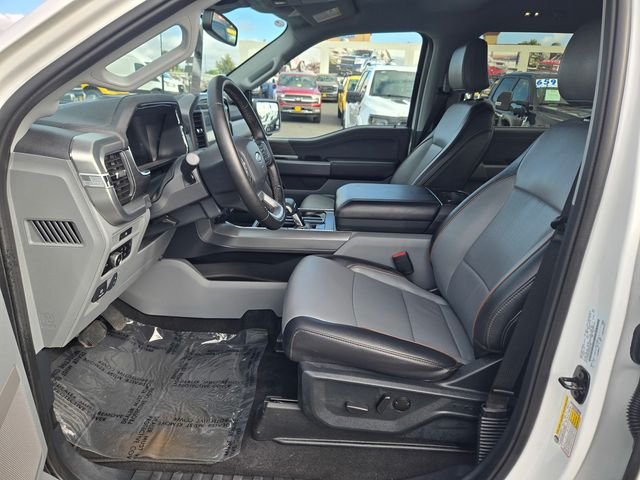 Used 2025 White Ford Lariat image 11