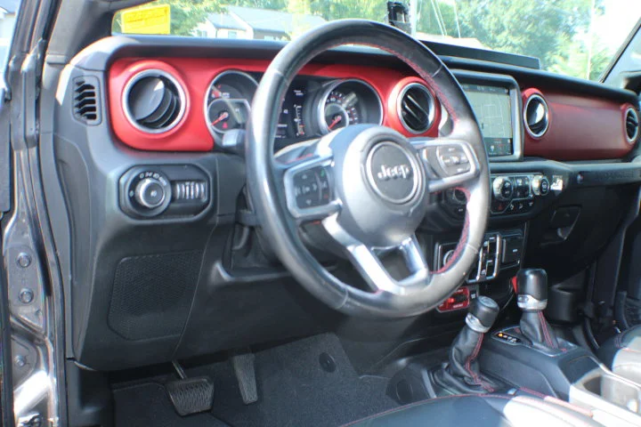 Used 2020 Gray Jeep Rubicon 4x4 image 7