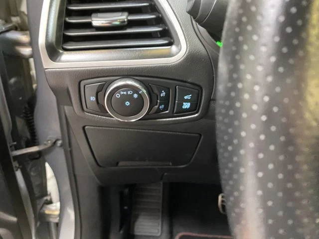 Used 2024 Silver Ford ST Line image 34