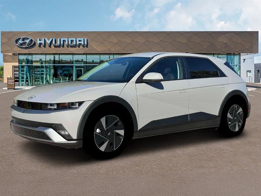 New 2026 Gray Hyundai SEL image 2