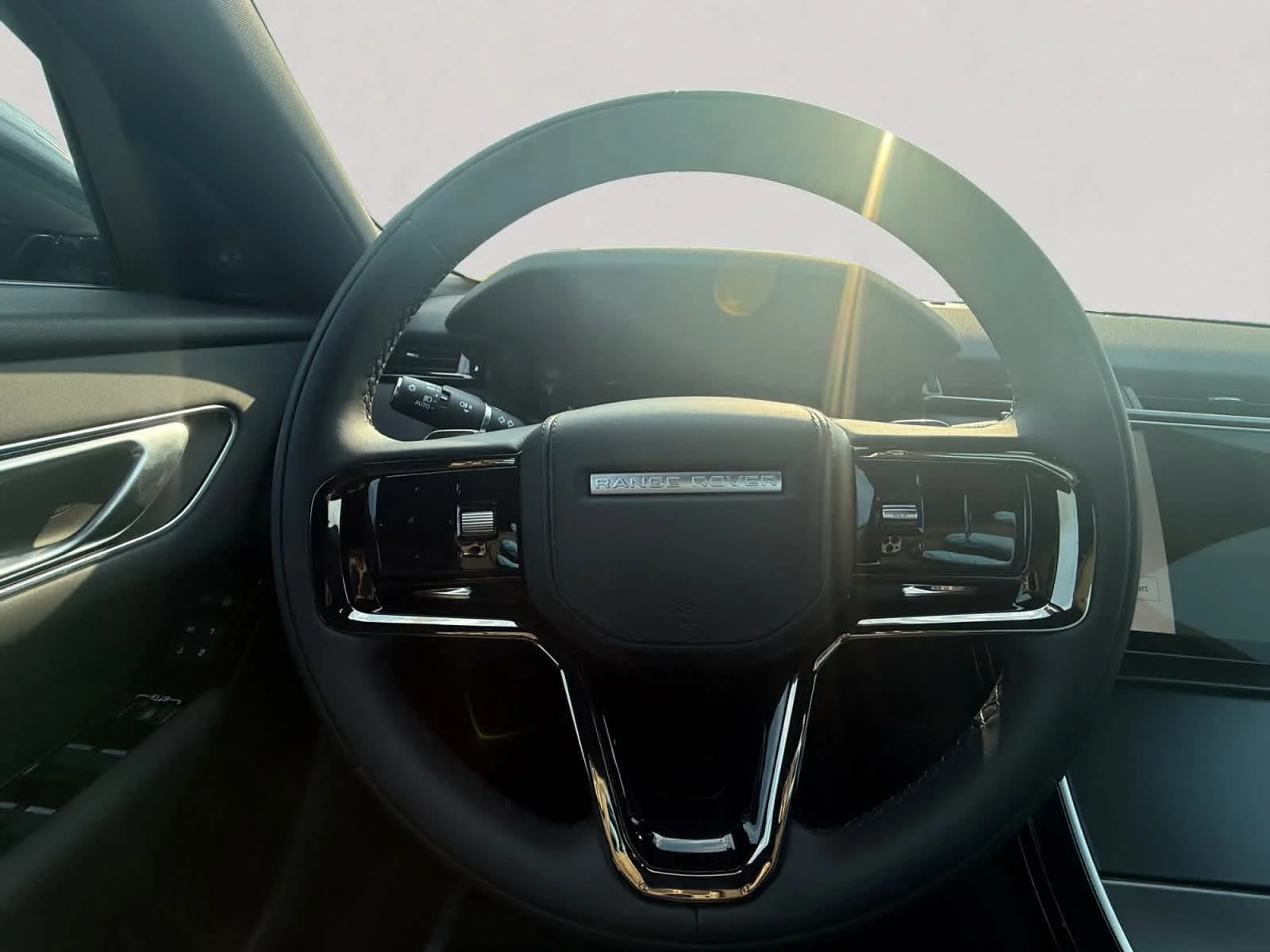 New 2026 Santorini Black Land Rover S image 12
