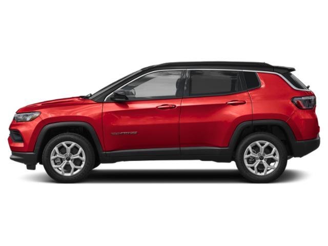 New 2026 Red Hot Pearl-Coat Exterior Paint Jeep Limited Altitude image 3