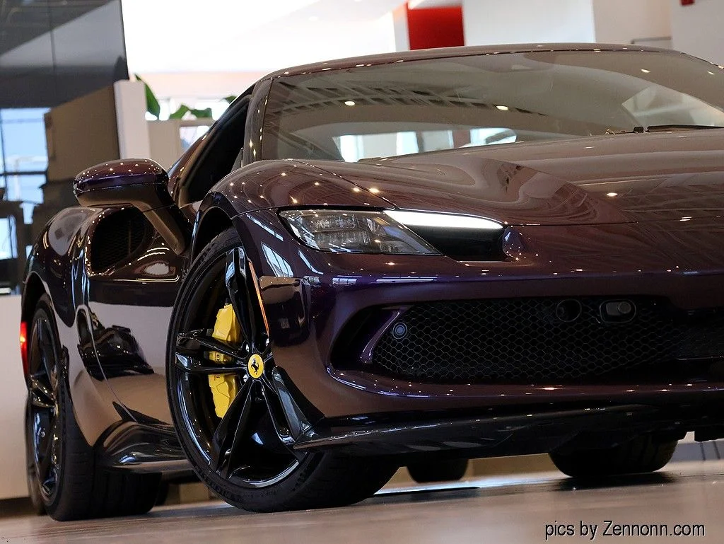 Certified Used 2025 Viola Hong Kong Ferrari  image 92