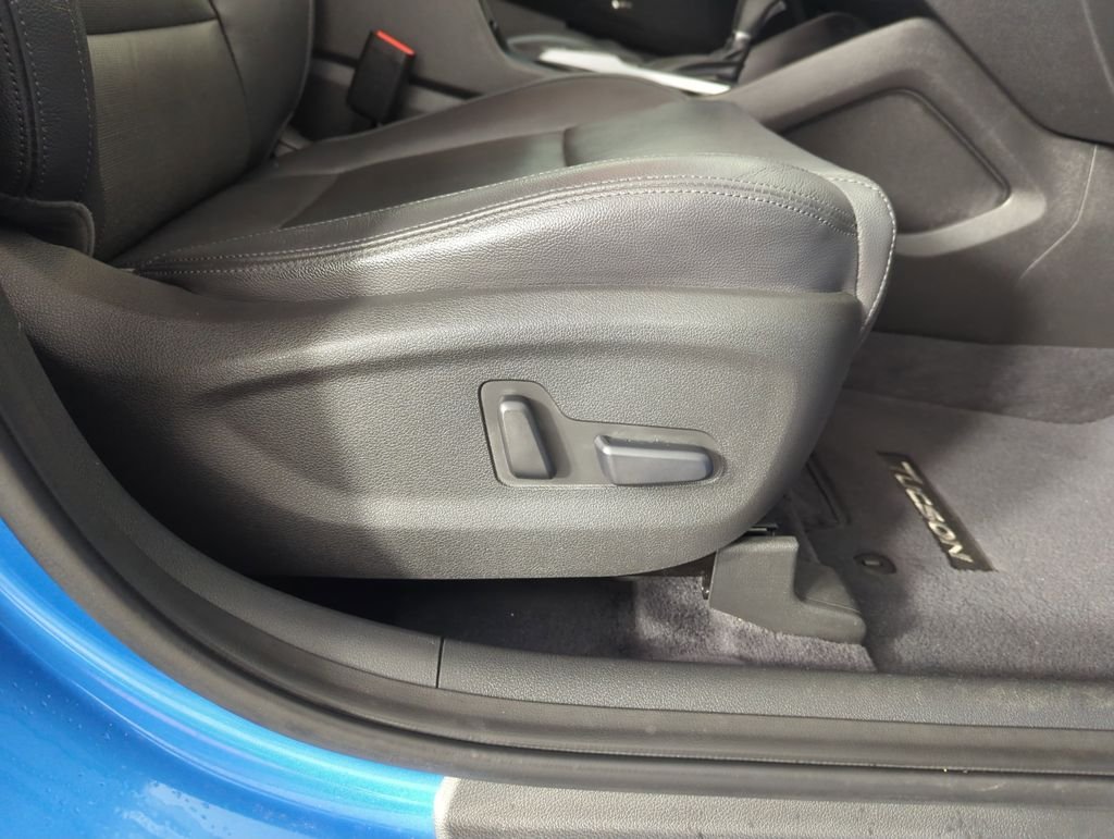 Used 2018 Blue Hyundai SEL Plus image 36