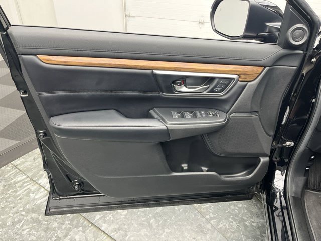 Used 2018 Crystal Black Pearl Honda EX-L image 8