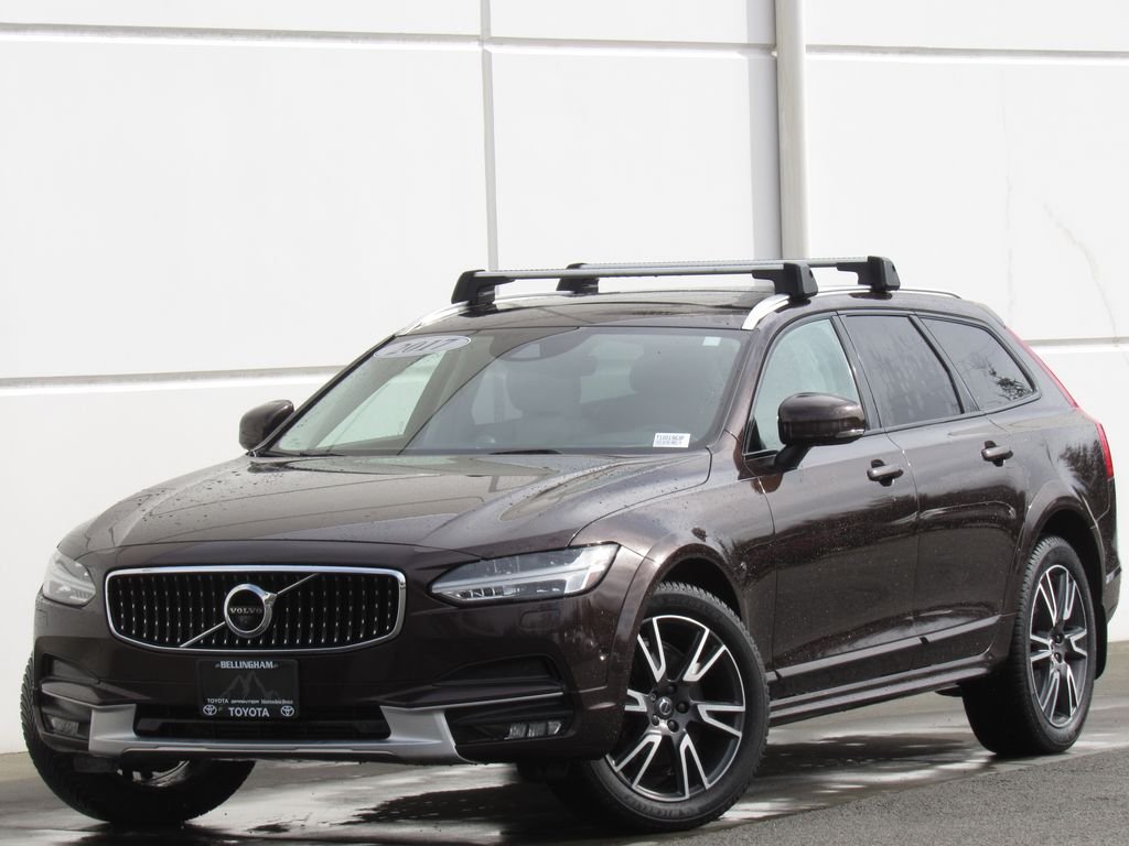 2017 Volvo V90 Cross Country Base