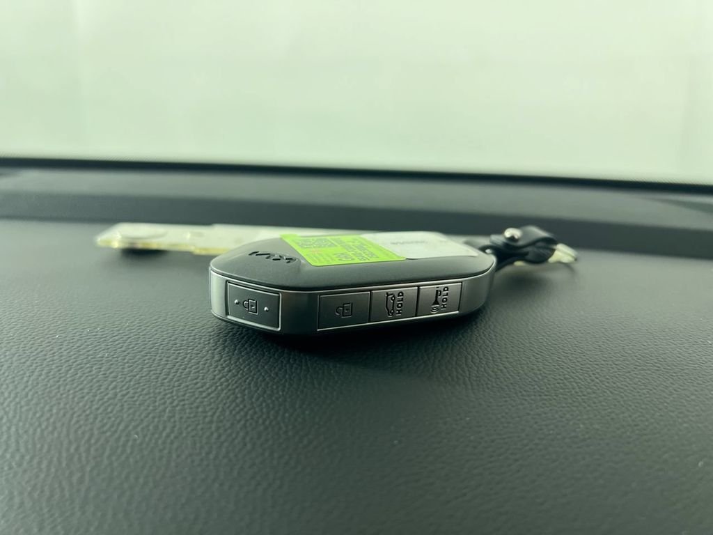 New 2026 Wolf Gray Kia EX image 32