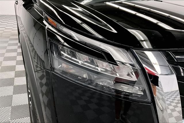 2025 Nissan Pathfinder Platinum - Photo 36