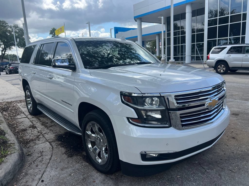 Used 2016 IRIDESCENT PEARL TRICOAT Chevrolet LTZ image 3