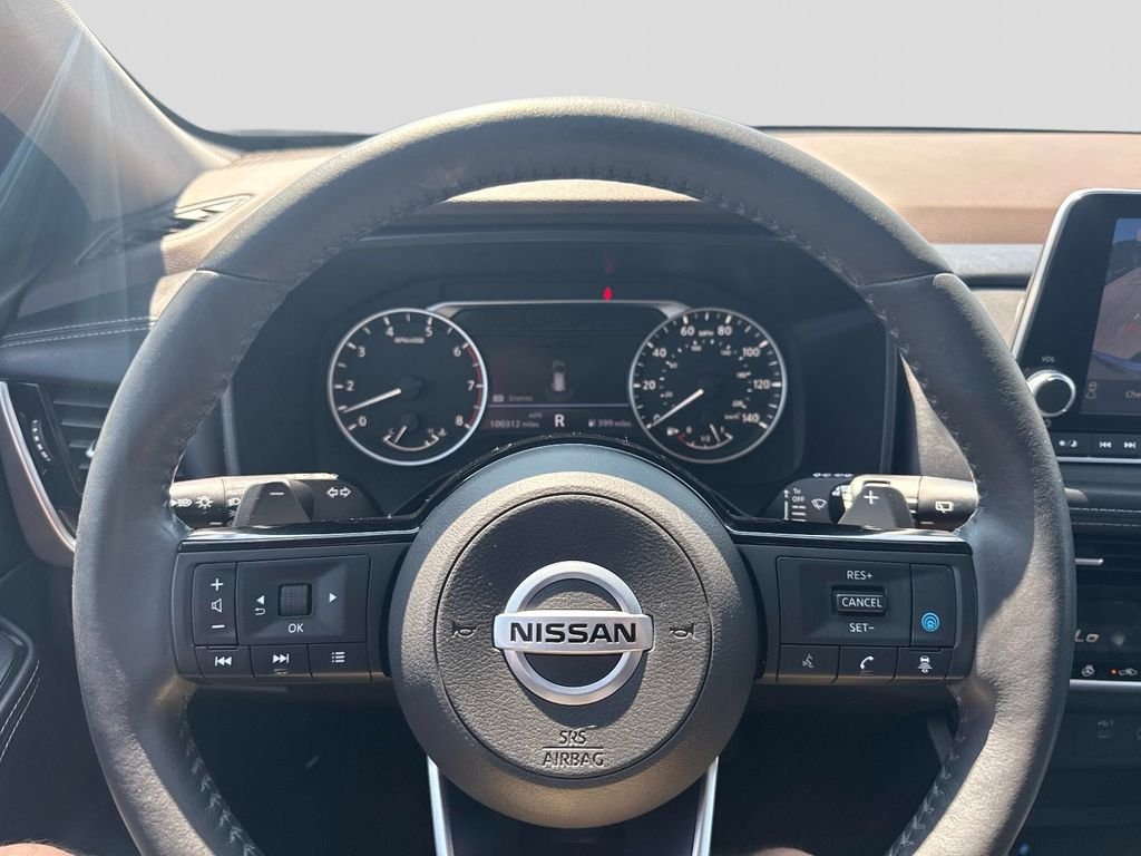 Used 2021 Gray Nissan SV image 25