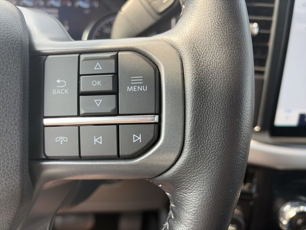 Used 2022 Silver Ford XLT image 22