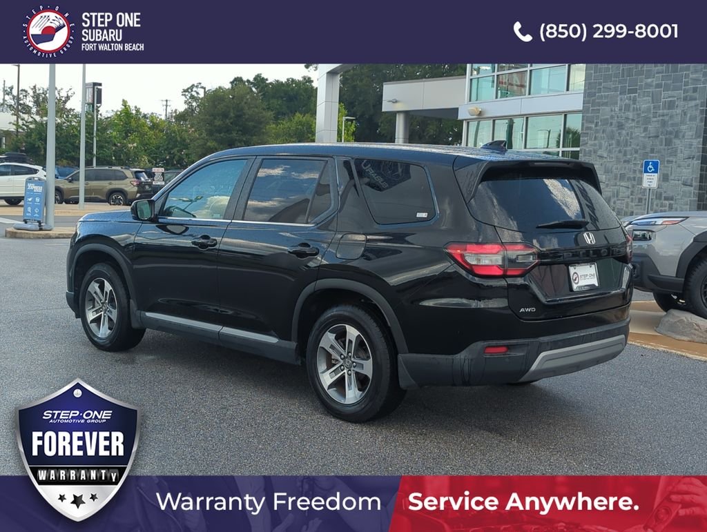 Used 2025 Black Honda EX-L image 5