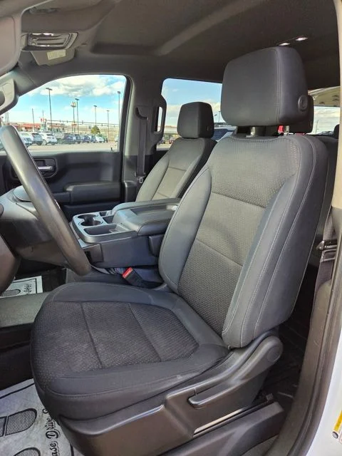 Used 2019 Summit White Chevrolet WT image 19