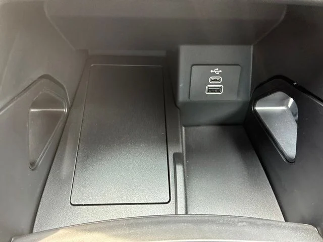 New 2026 Shadow Black Ford XLT image 33