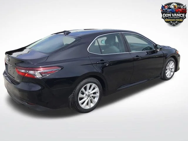 Used 2021 Black Toyota LE image 5