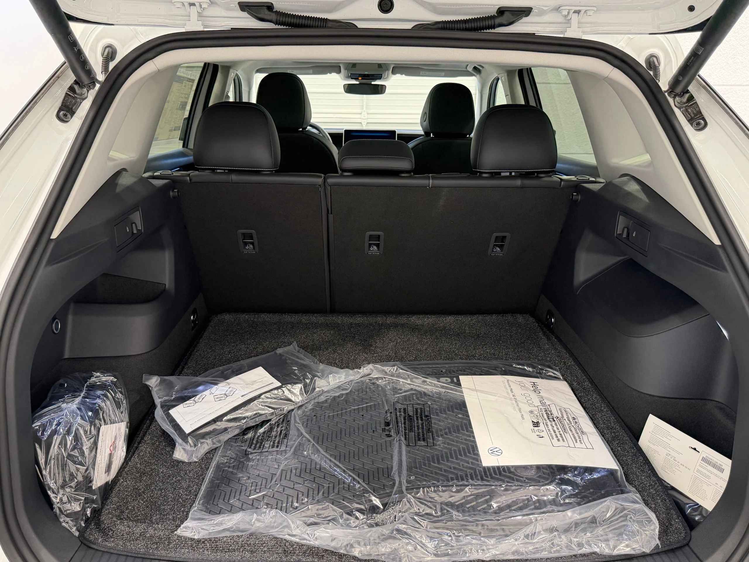 New 2026 White Volkswagen SE image 25