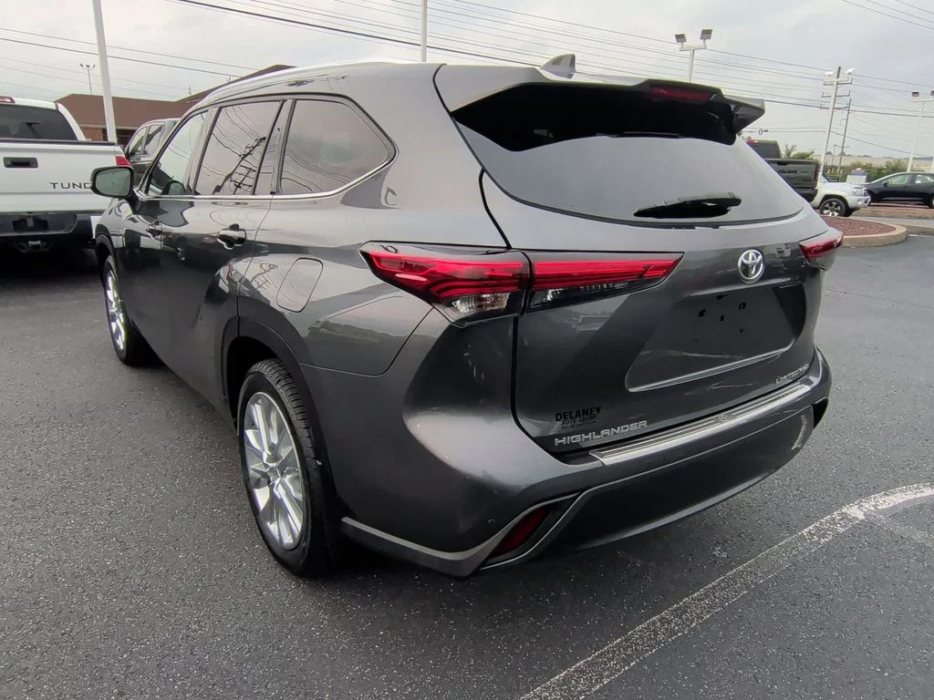 Used 2020 Gray Toyota Limited image 6