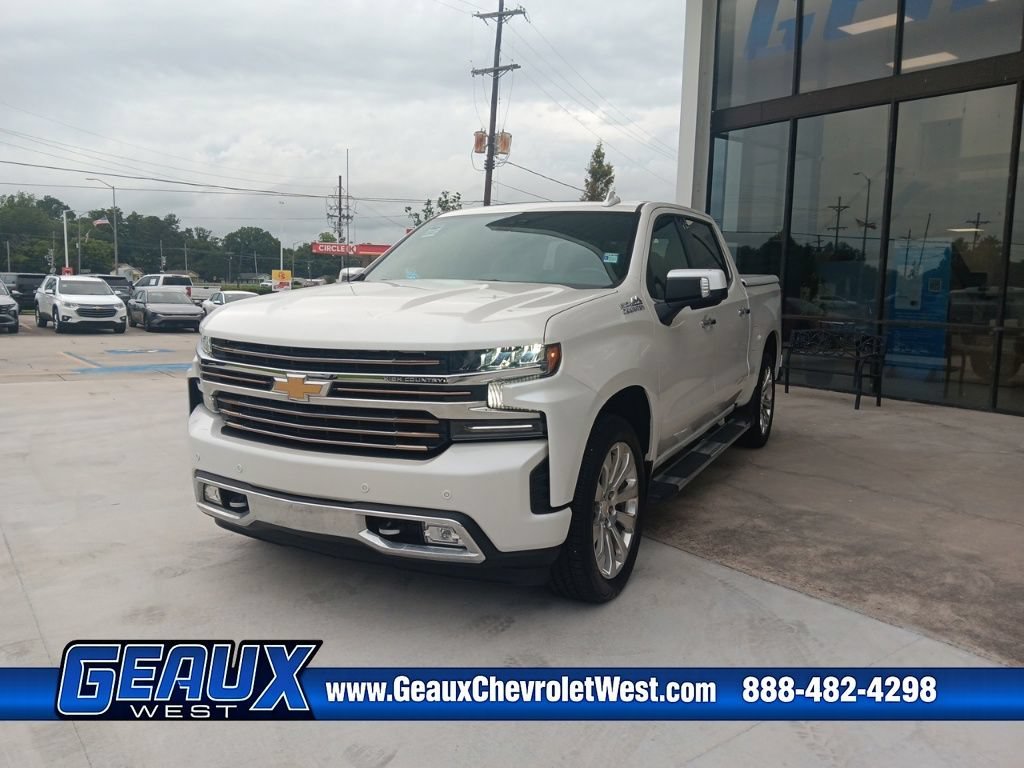 Used 2019 IRIDESCENT PEARL TRICOAT Chevrolet High Country image 3