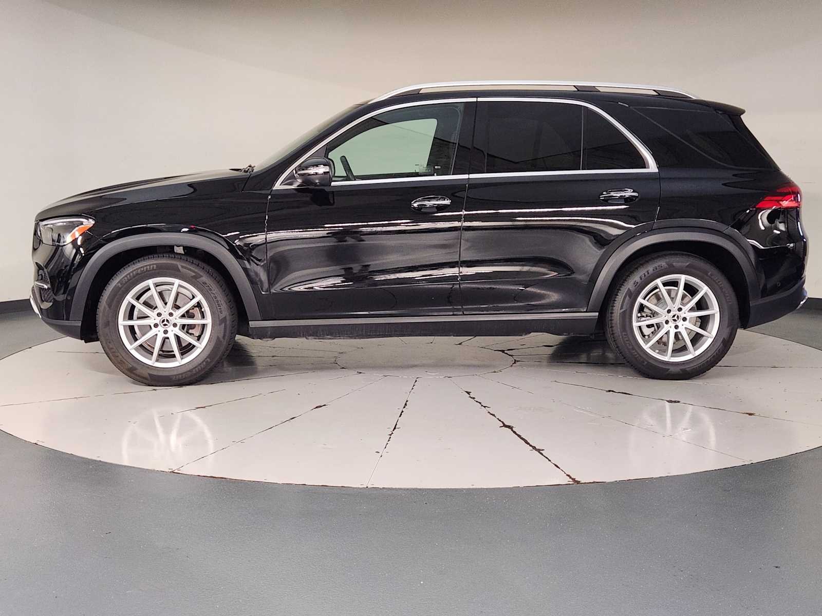 Used 2025 Black Mercedes-Benz GLE 350 image 5