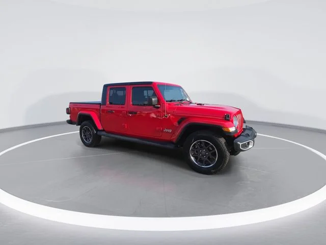 Used 2021 Red Jeep Overland image 2