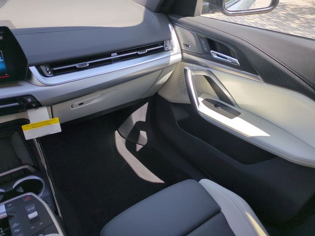 New 2026 Skyscraper Grey Metallic BMW xDrive28i image 17