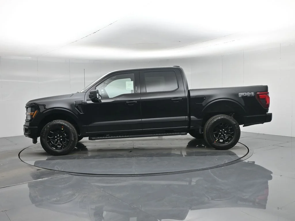 New 2026 Agate Black Metallic Ford XLT image 34