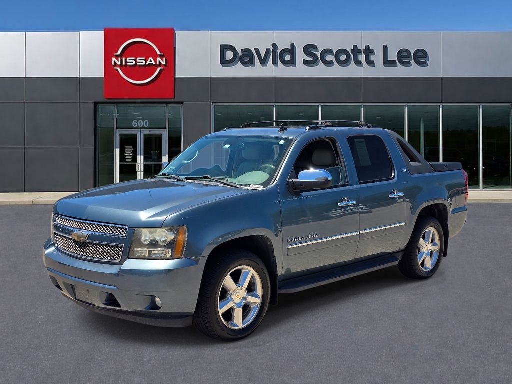2011 Chevrolet Avalanche 4WD Avalanche LTZ's photo
