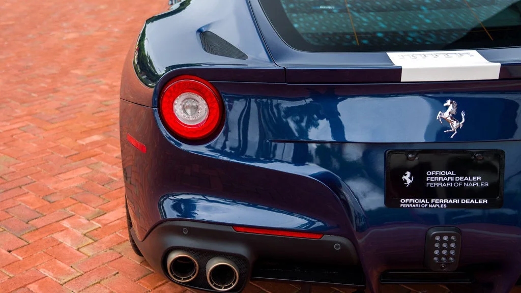 Used 2017 Blu Swaters Ferrari Berlinetta image 36