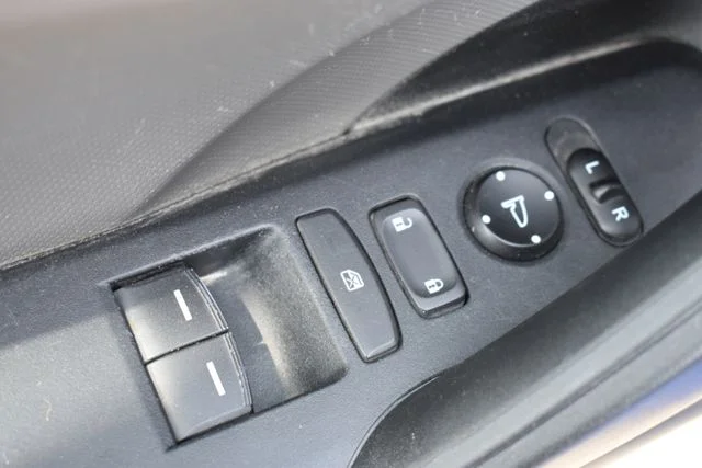Used 2017 Blue Honda LX image 10