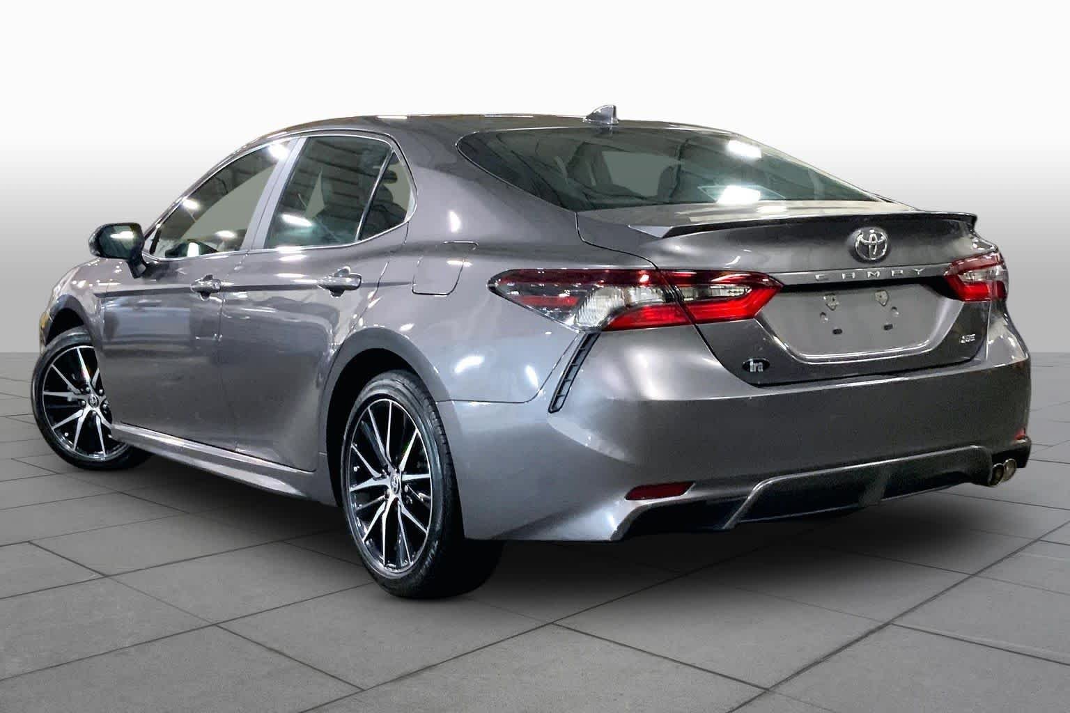 Used 2024 Predawn Gray Mica Toyota SE image 12
