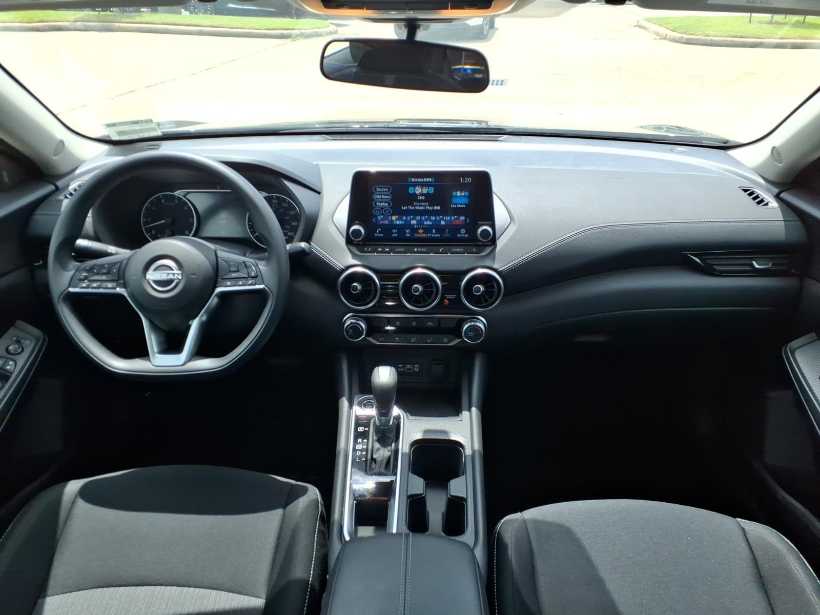 2025 Nissan Sentra SV - 11
