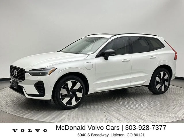 2025 Volvo XC60 Plug-In Hybrid T8 Plus