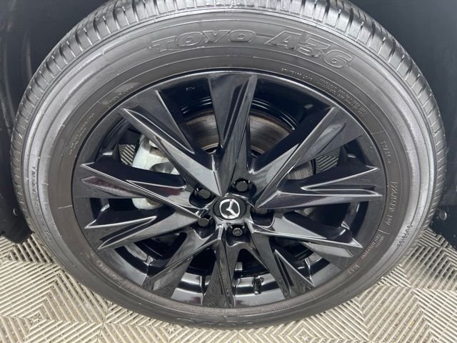 Used 2024 Rhodium Mazda 2.5 Carbon Turbo image 11
