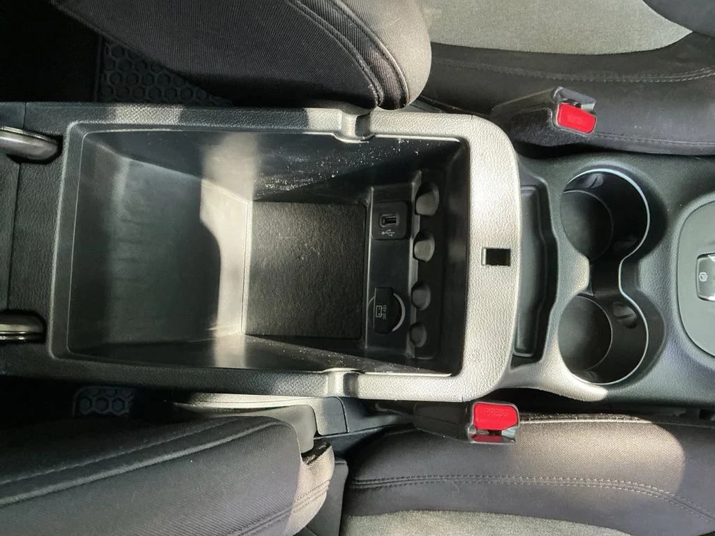 Used 2014 Black Jeep Latitude image 26