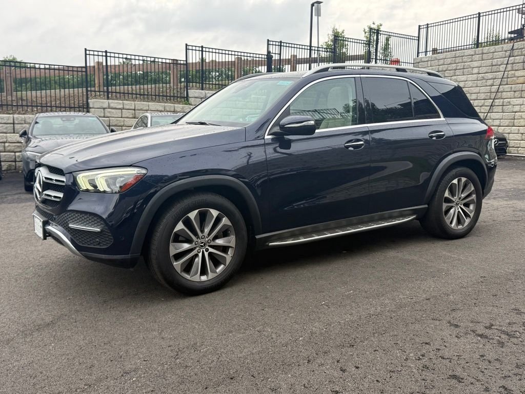 Certified Used 2022 Blue Mercedes-Benz GLE 350 image 4