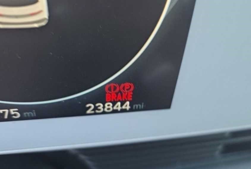 Used 2024 Gravity Gold (Matte Gold) Hyundai SEL image 12