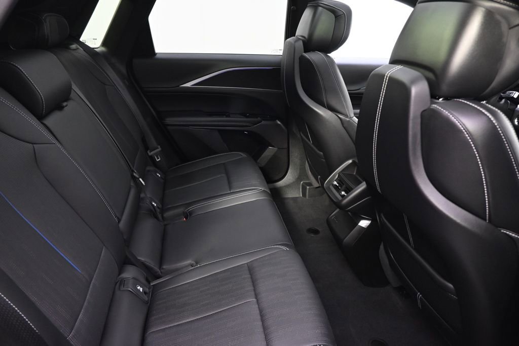 2025 Cadillac LYRIQ Sport 1 - Photo 18