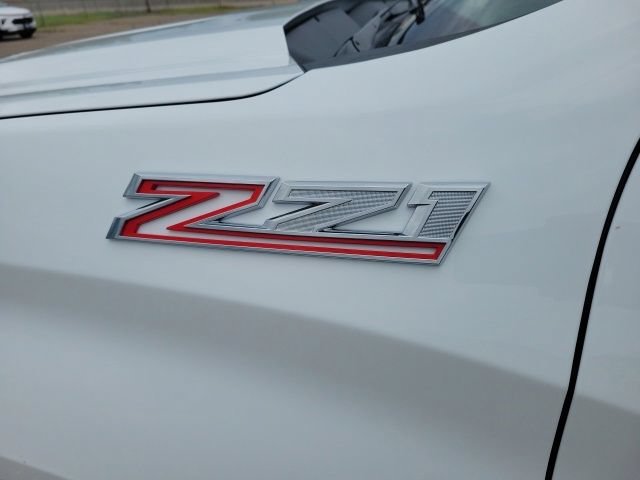 New 2026 Summit White Chevrolet LT image 5