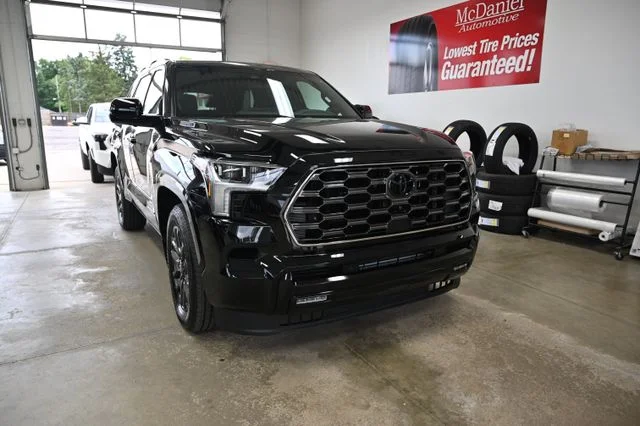 New 2026 Black Toyota Platinum image 3