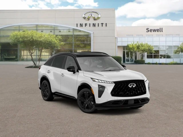 New 2027 2T RAD WHT INFINITI Sport AWD image 4