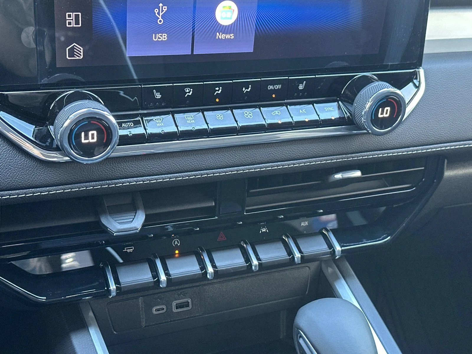2026 Chevrolet Colorado LT - Photo 20