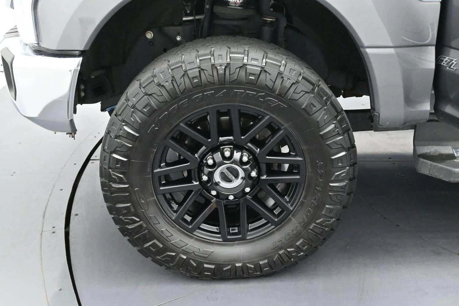 Used 2022 Carbonized Gray Ford Lariat image 36