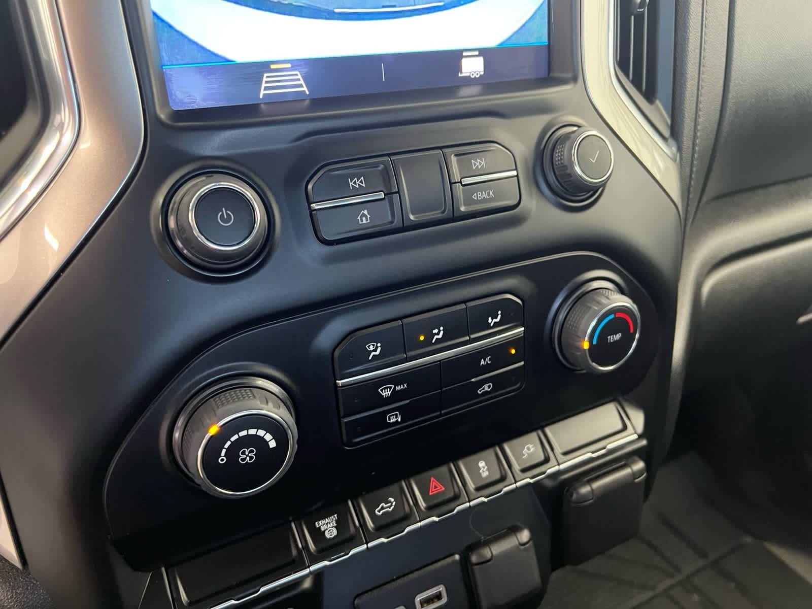 Used 2022 Summit White Chevrolet LT image 19