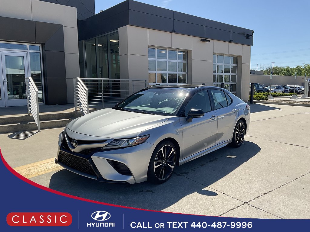 2018 Toyota Camry 3.5 Auto V6 XSE's photo