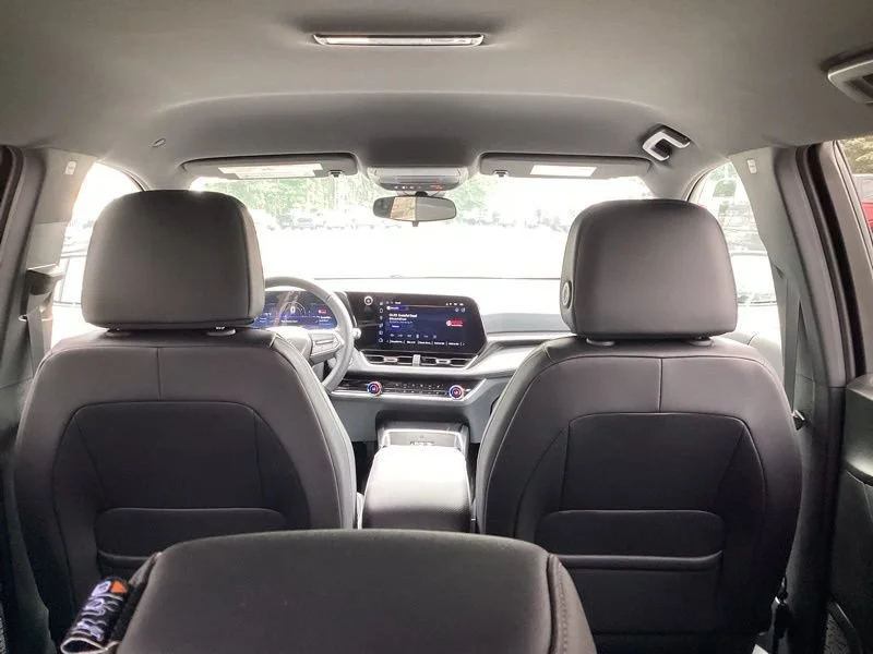 2027 Chevrolet Equinox LT - Photo 14