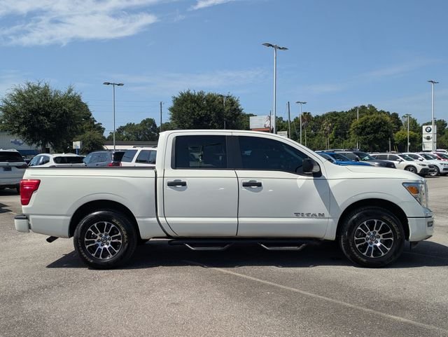 Used 2022 White Nissan SV image 6