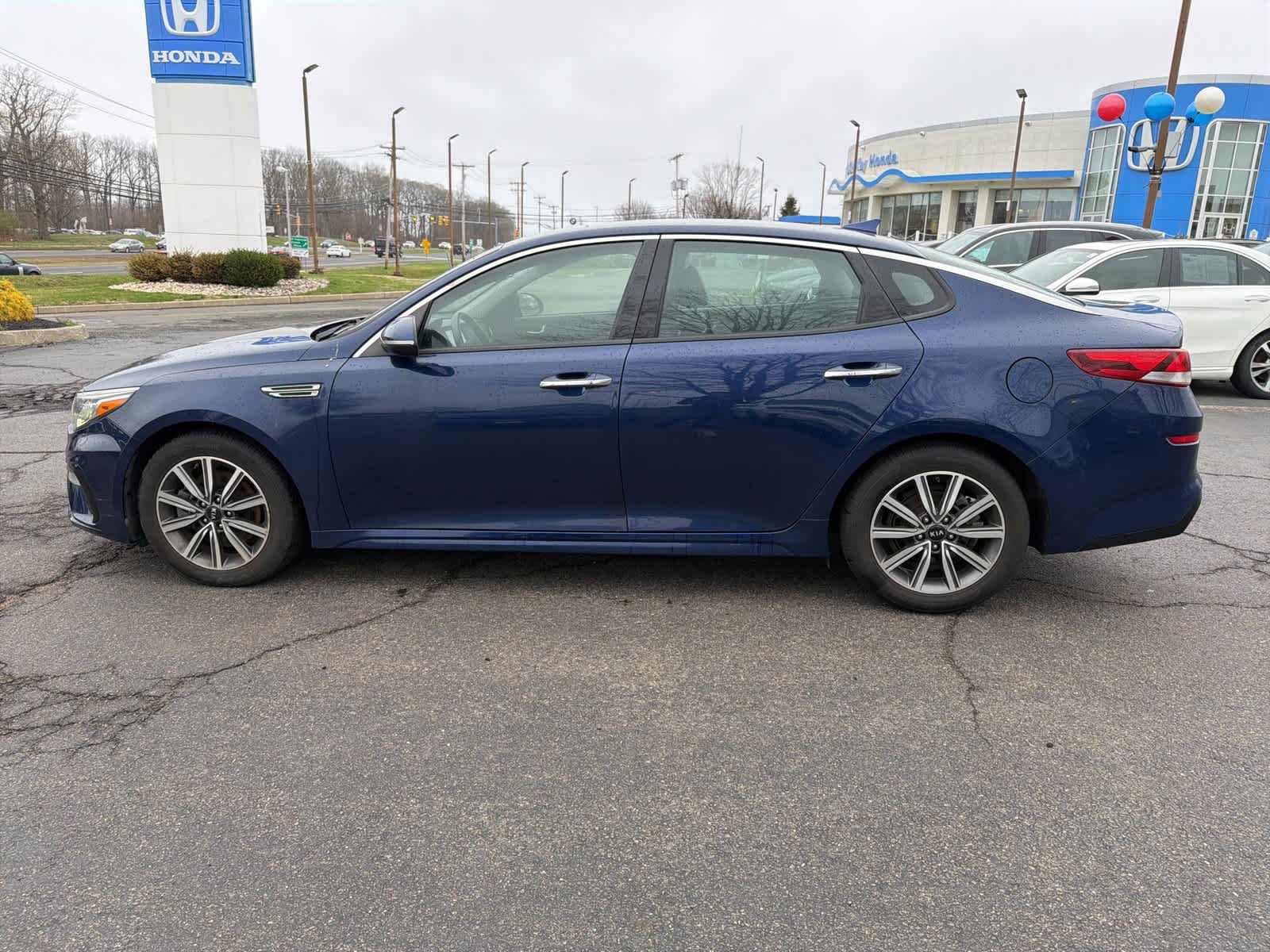 Used 2019 Kia Optima EX with VIN 5XXGU4L15KG337733 for sale in Eatontown, NJ
