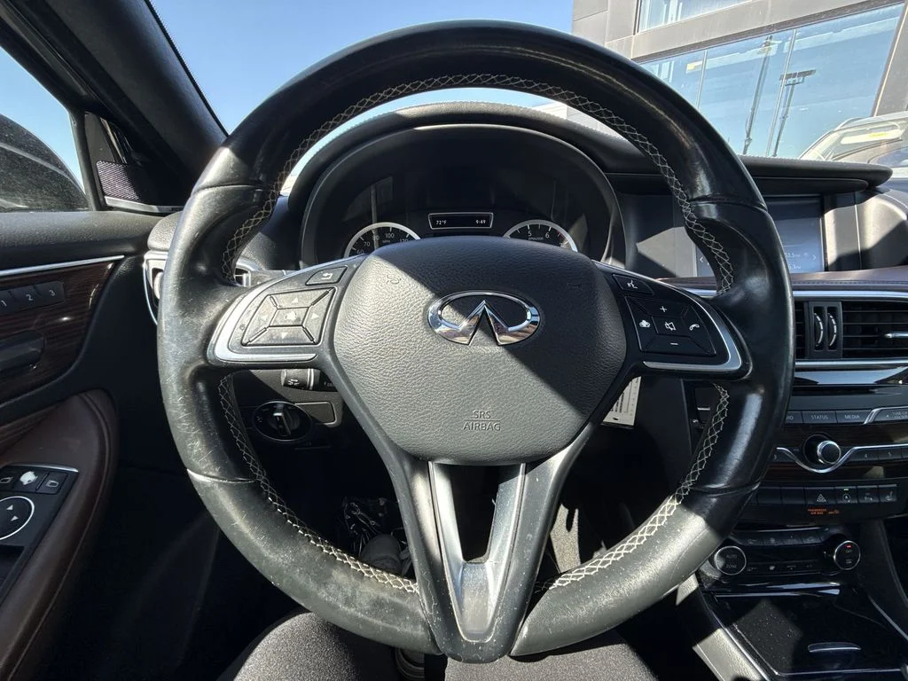 Used 2017 Black INFINITI Premium image 14