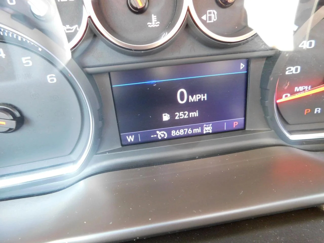 Used 2020 Silver Chevrolet 4WD CREW CAB 147 in LT image 41