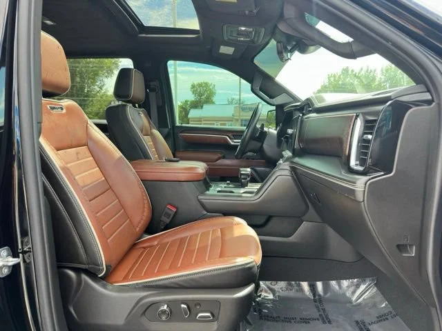 Used 2024 Onyx Black GMC Denali Ultimate image 7